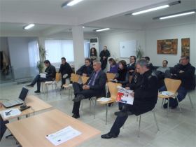 24-1-2013 Καστοριά Ομιλία Γ.Δ. ΚΕΠΑ-ΑΝΕΜ κ. Σπύρου Σκοτίδα στη Γ.Σ. του ΣΕΓ για το πρόγραμμα ενίσχυσης ΜΜΕ 